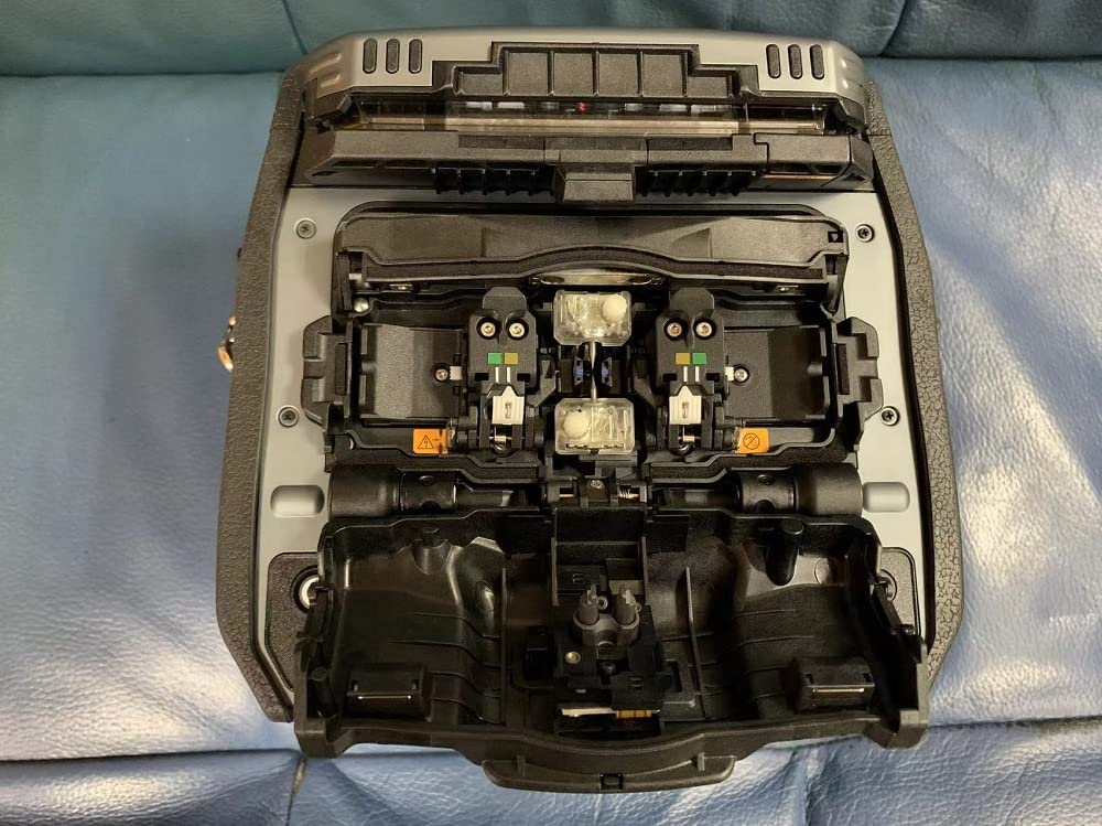 Fujikura 90S+ fusion splicer buy,should I buy Fujikura 90S+,Fujikura 90S+ pros cons,best core alignment splicer,Fujikura 90S+ vs alternatives,Fujikura 90S+ worth buying performance testing and real-world results