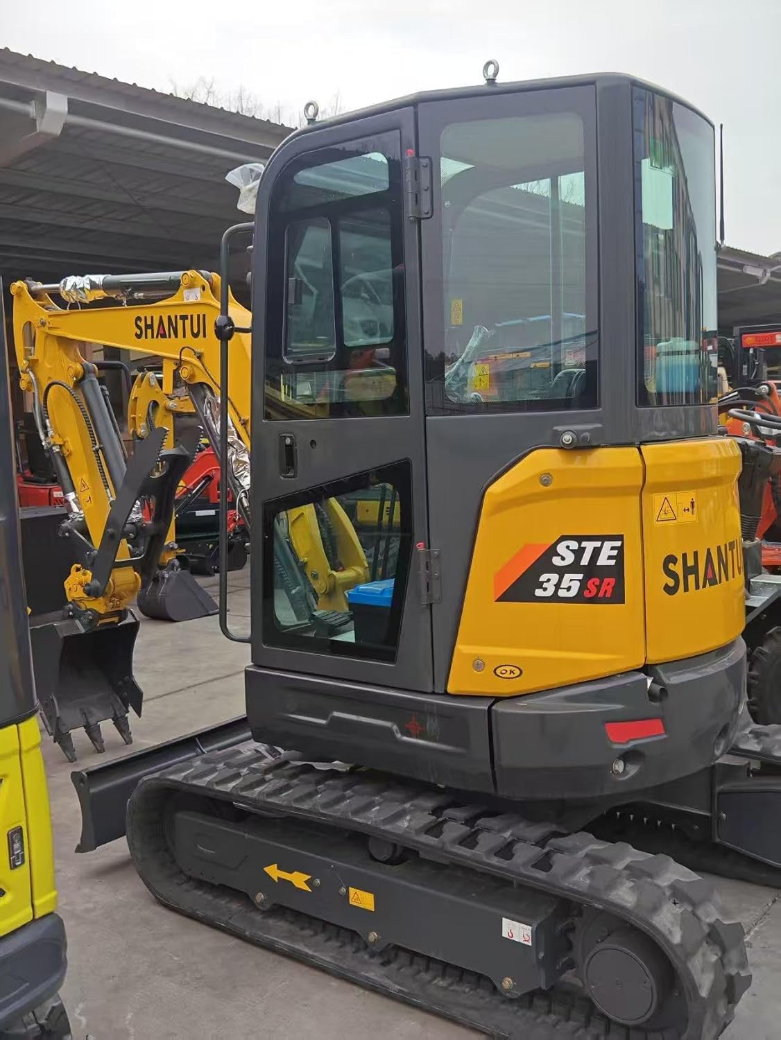 Shantui STE35SR Mini Excavator Worth It? Honest Pros & Cons 3 Step-by-step guide for Shantui STE35SR mini excavator worth it,should I buy Shantui STE35SR,Shantui STE35SR pros cons,Shantui mini excavator vs alternatives,best 2.8 ton mini excavator,Shantui STE35SR buying guide - complete tutorial