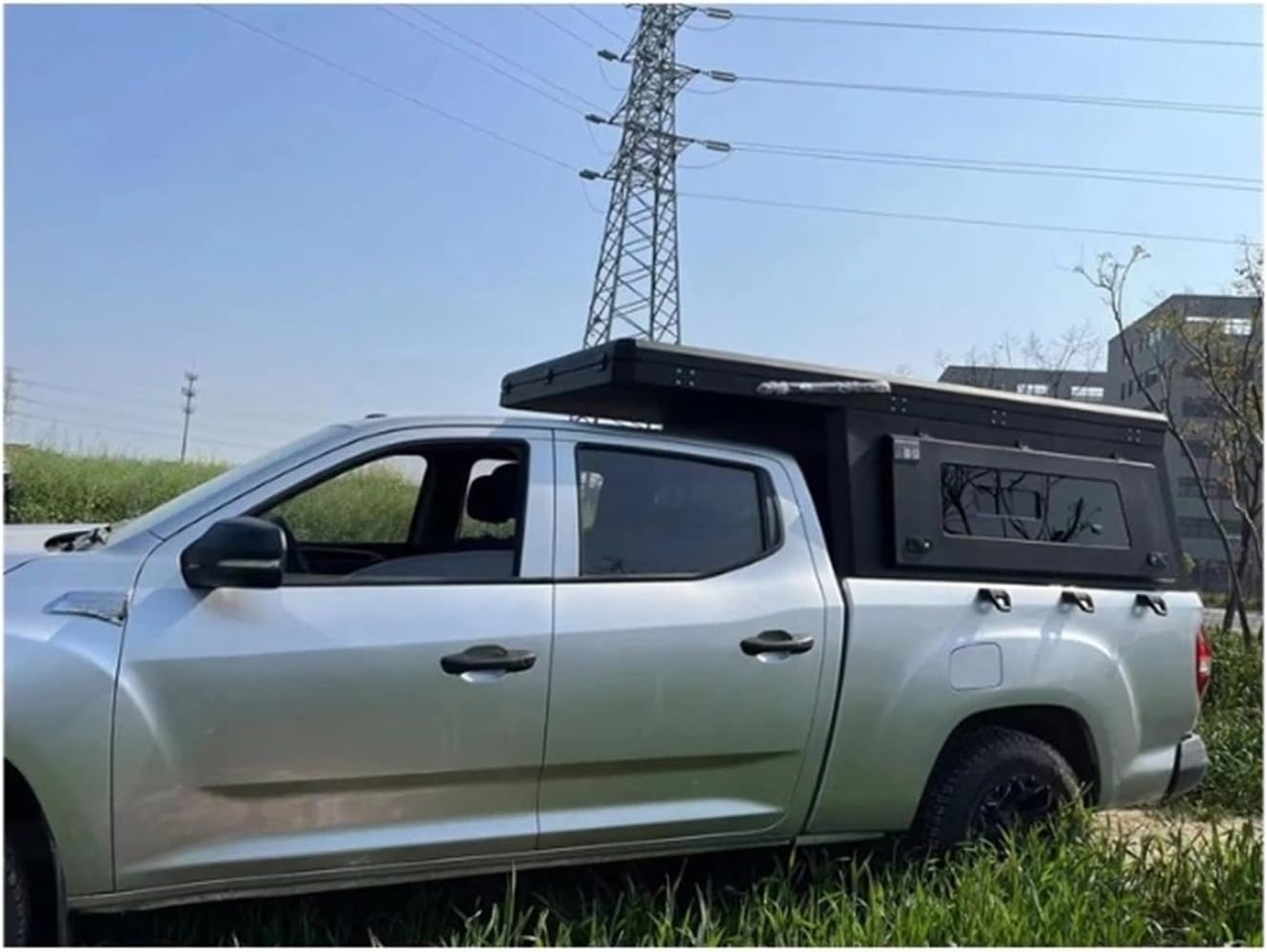 best jeep gladiator canopy camper,jeep gladiator truck camper worth buying,should i buy a jeep gladiator canopy camper,jeep gladiator canopy camper pros cons,lightweight truck camper for gladiator,jeep gladiator camper vs alternatives performance testing and real-world results