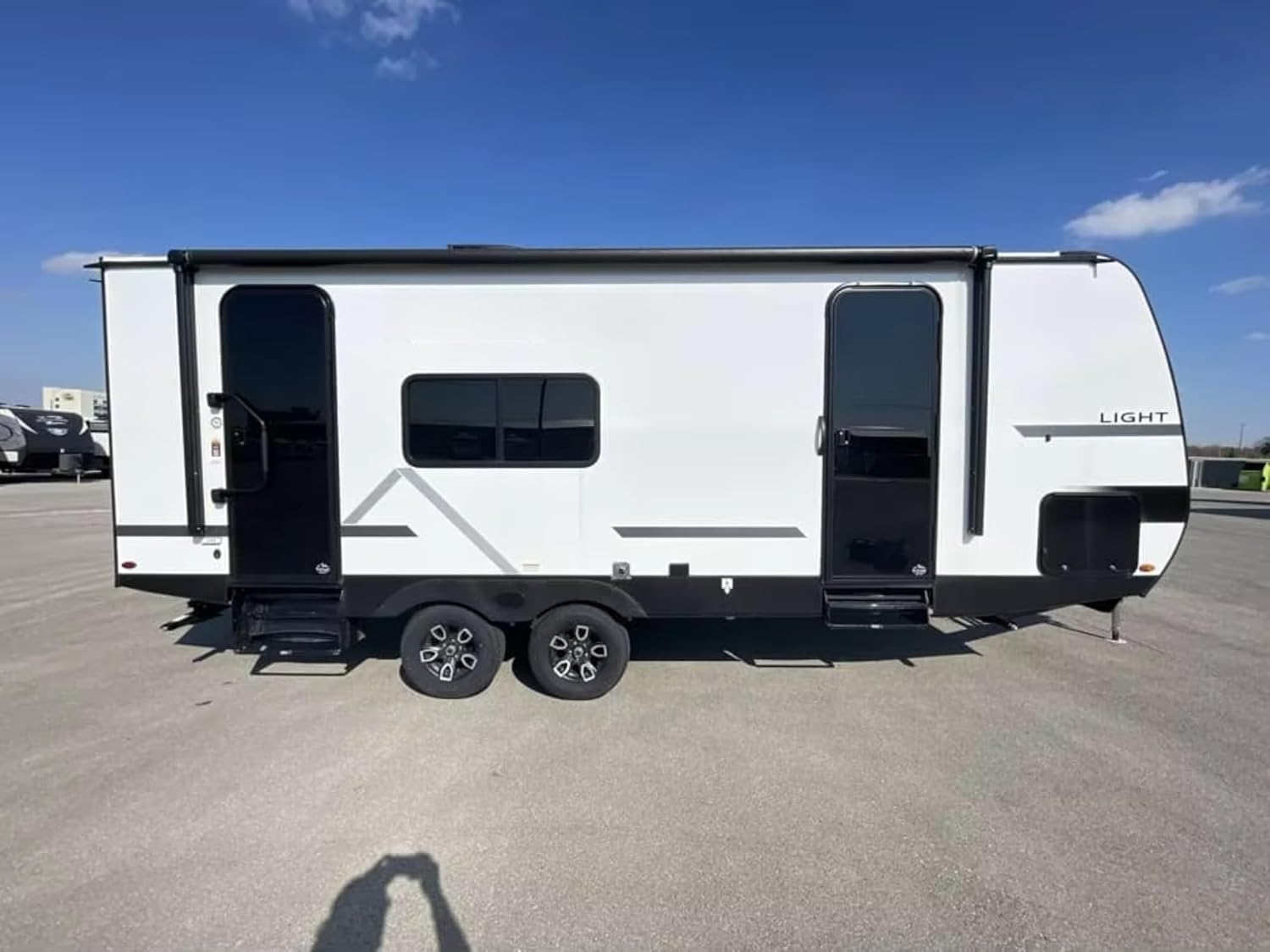 best travel trailer for off grid camping,travel trailer worth buying,off grid camping trailer pros cons,heavy duty travel trailer vs alternatives,should I buy a stainless steel travel trailer,best family travel trailer for outdoor adventure performance testing and real-world results