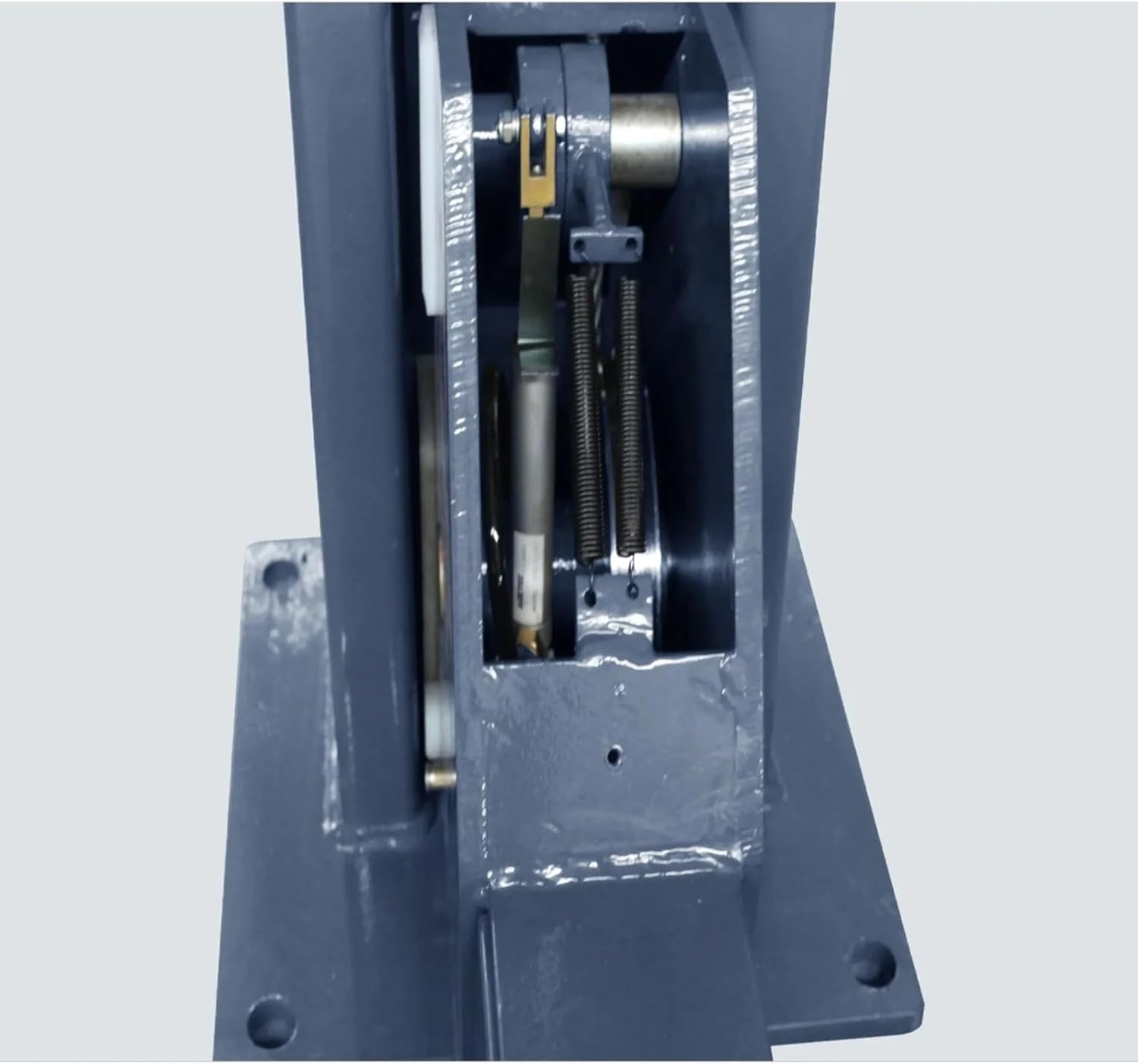 buy 4 post auto lift 4000kg,should I buy a 4 post auto lift,4 post auto lift vs two post lift,4 post auto lift pros cons,best 4 post lift for heavy trucks,4000kg four post lift worth buying unboxing and complete package contents