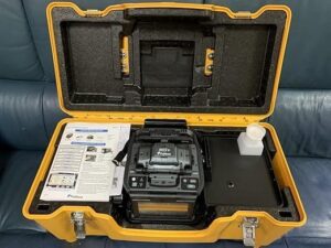Image 1 of buy Fujikura FSM-90S+ fusion splicer
