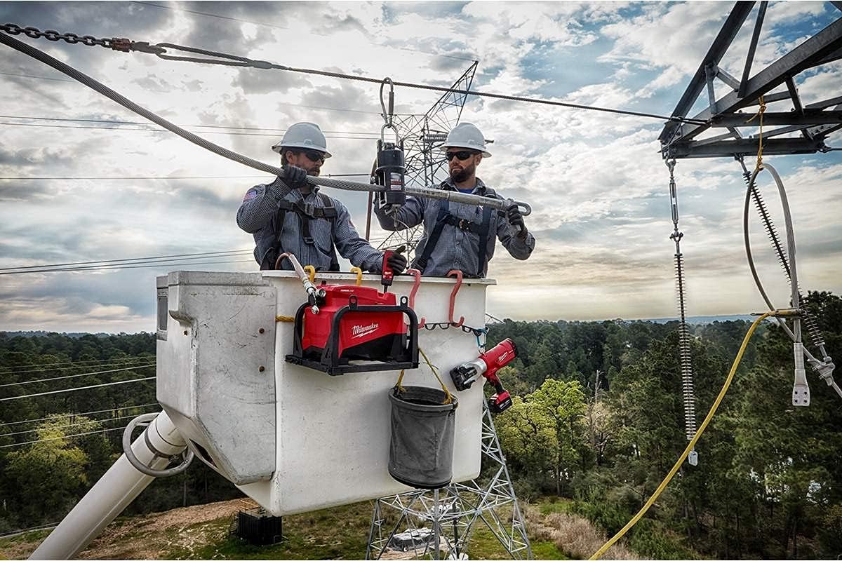 Step-by-step guide for buy Milwaukee M18 Force Logic hydraulic pump,should I buy Milwaukee M18 hydraulic pump,Milwaukee M18 Force Logic 10000 PSI pros cons,best cordless hydraulic pump for heavy duty,Milwaukee M18 hydraulic pump vs alternatives,Milwaukee M18 Force Logic worth buying - complete tutorial