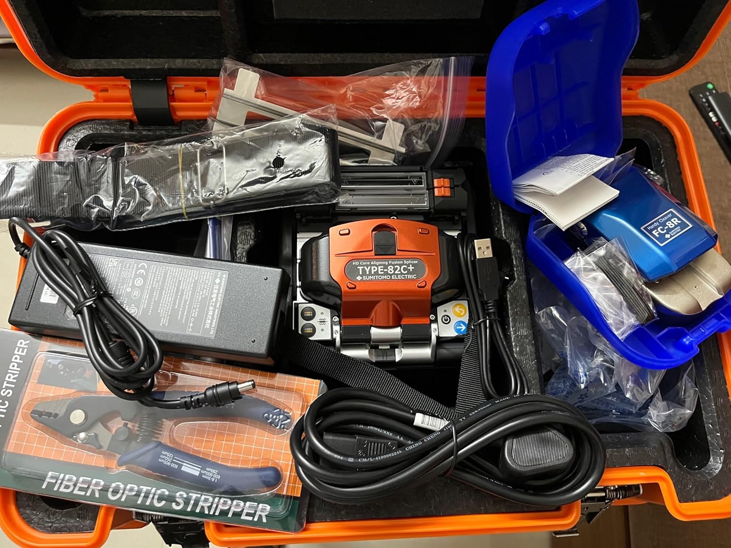 buy Sumitomo Type-82C+ fusion splicer,Sumitomo Type-82C+ fusion splicer pros cons,Sumitomo fusion splicer vs Fujikura,Sumitomo T-82C+ worth buying,best fusion splicer for fiber optics,Sumitomo 82C+ specs and features unboxing and complete package contents