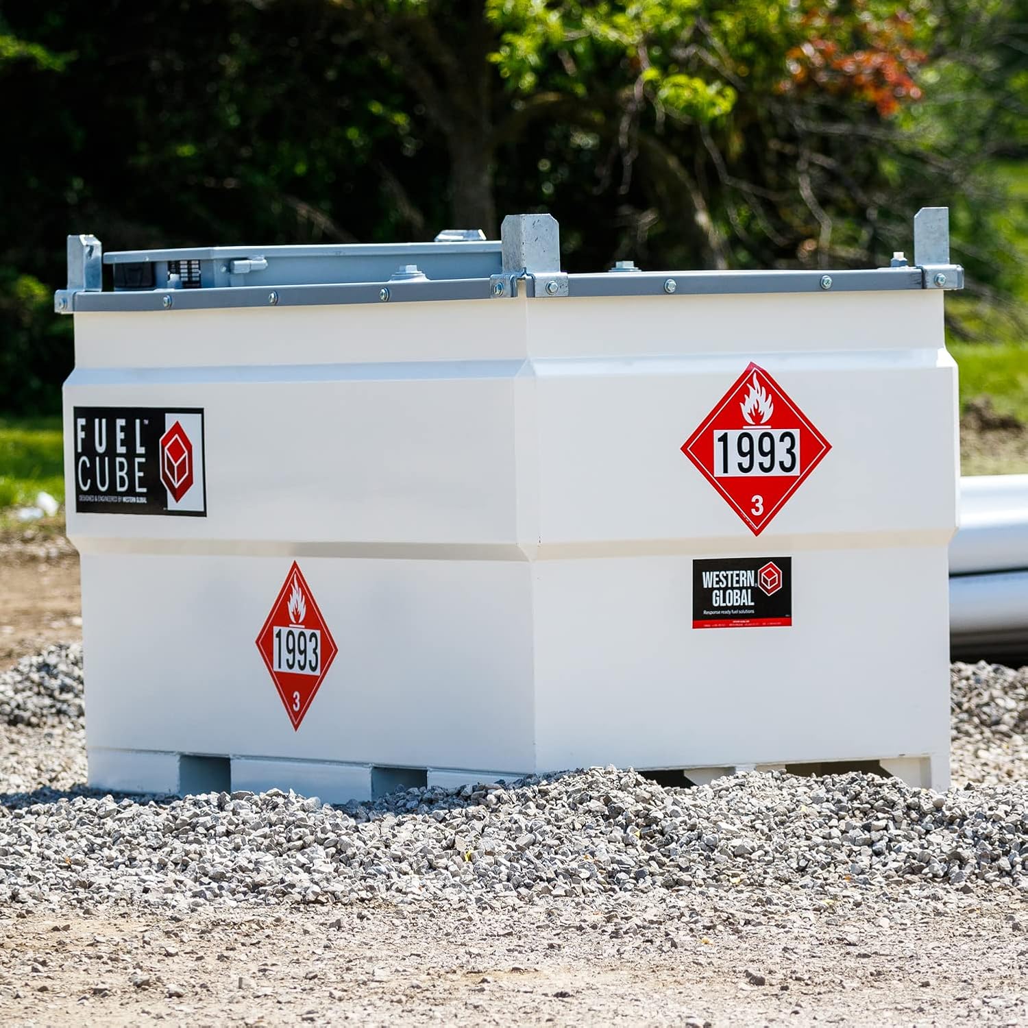 buy Western Global FuelCube stationary fuel tank,should I buy a double walled diesel tank,544 gallon fuel tank pros cons,best stationary fuel storage tank for construction,Western Global FuelCube vs alternatives,where to get Western Global fuel tank performance testing and real-world results