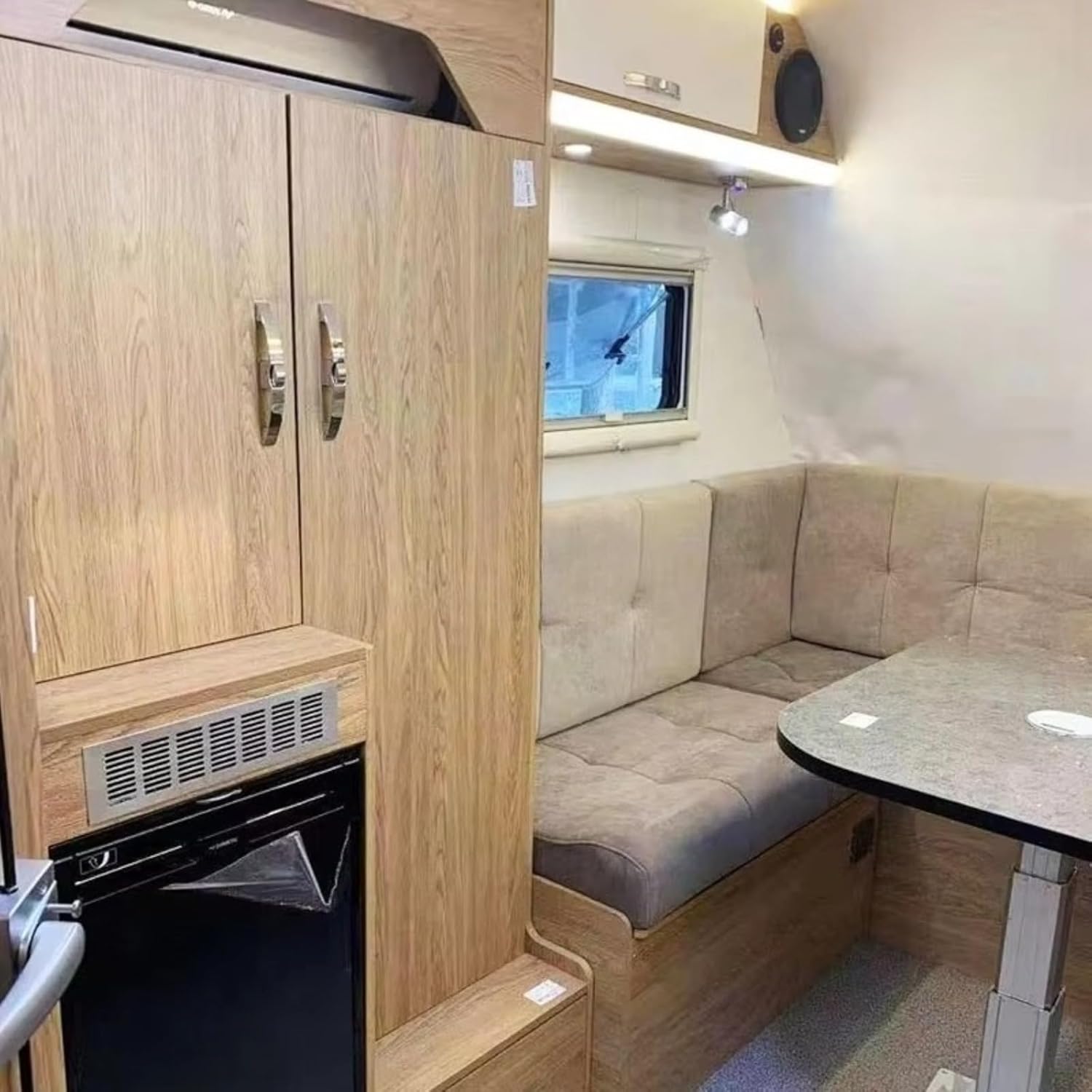buy camper trailer with bathroom,best travel trailer with shower,should I buy a camper trailer,budget camper trailer worth buying,camper trailer pros cons,best camper trailer with kitchen performance testing and real-world results