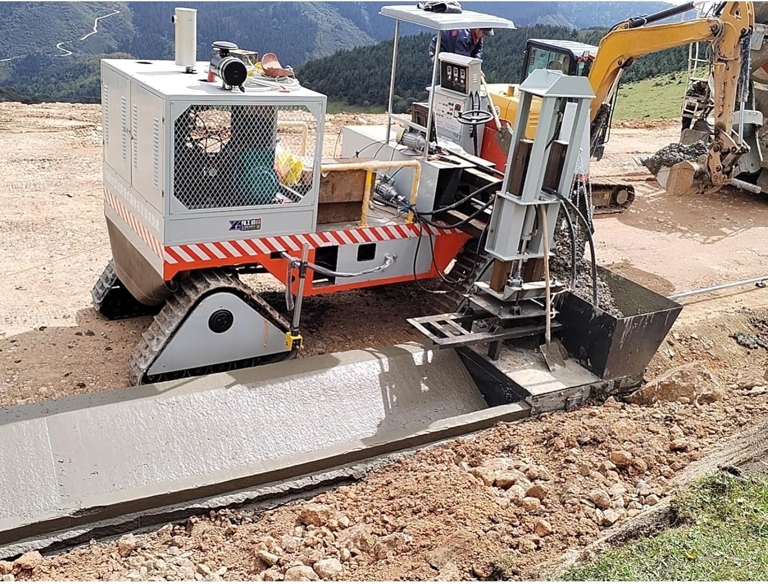 buy concrete curb slipform machine,should I buy a curb slipformer,concrete curb machine pros cons,automatic slipform machine worth buying,best road kerb making equipment,curb and gutter machine vs alternatives performance testing and real-world results