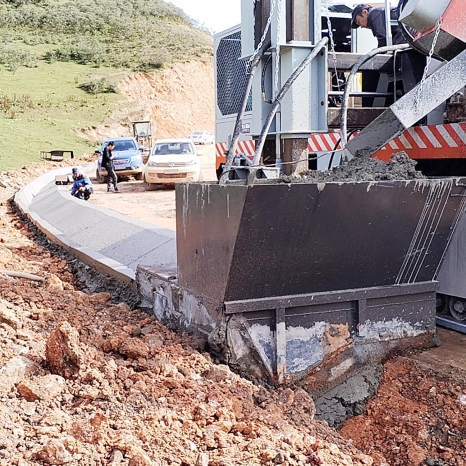 buy concrete curb slipform machine,concrete curb slipform machine worth it,best automatic curb forming machine,concrete curb slipform machine pros cons,curb slipform machine vs alternatives,should I buy a curb slipform machine performance testing and real-world results