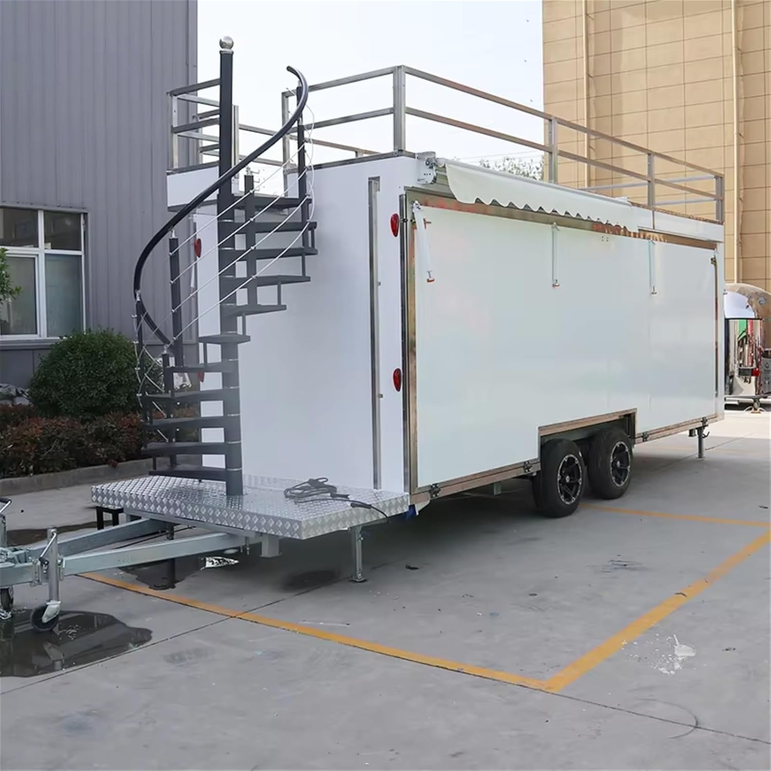 buy double decker food truck,double decker food truck worth it,best mobile food trailer,double decker food truck pros cons,custom food truck trailer cost,should I buy a double decker food truck performance testing and real-world results