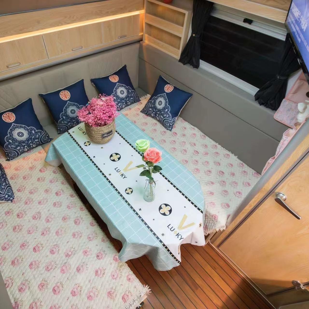 buy family expandable travel trailer,best teardrop camper for family,hybrid camper with slide out dinette,lightweight travel trailer pros and cons,expandable camper vs traditional trailer,camping trailer with bunk beds worth buying performance testing and real-world results