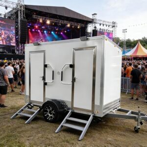 Image 1 of buy luxury portable bathroom trailer