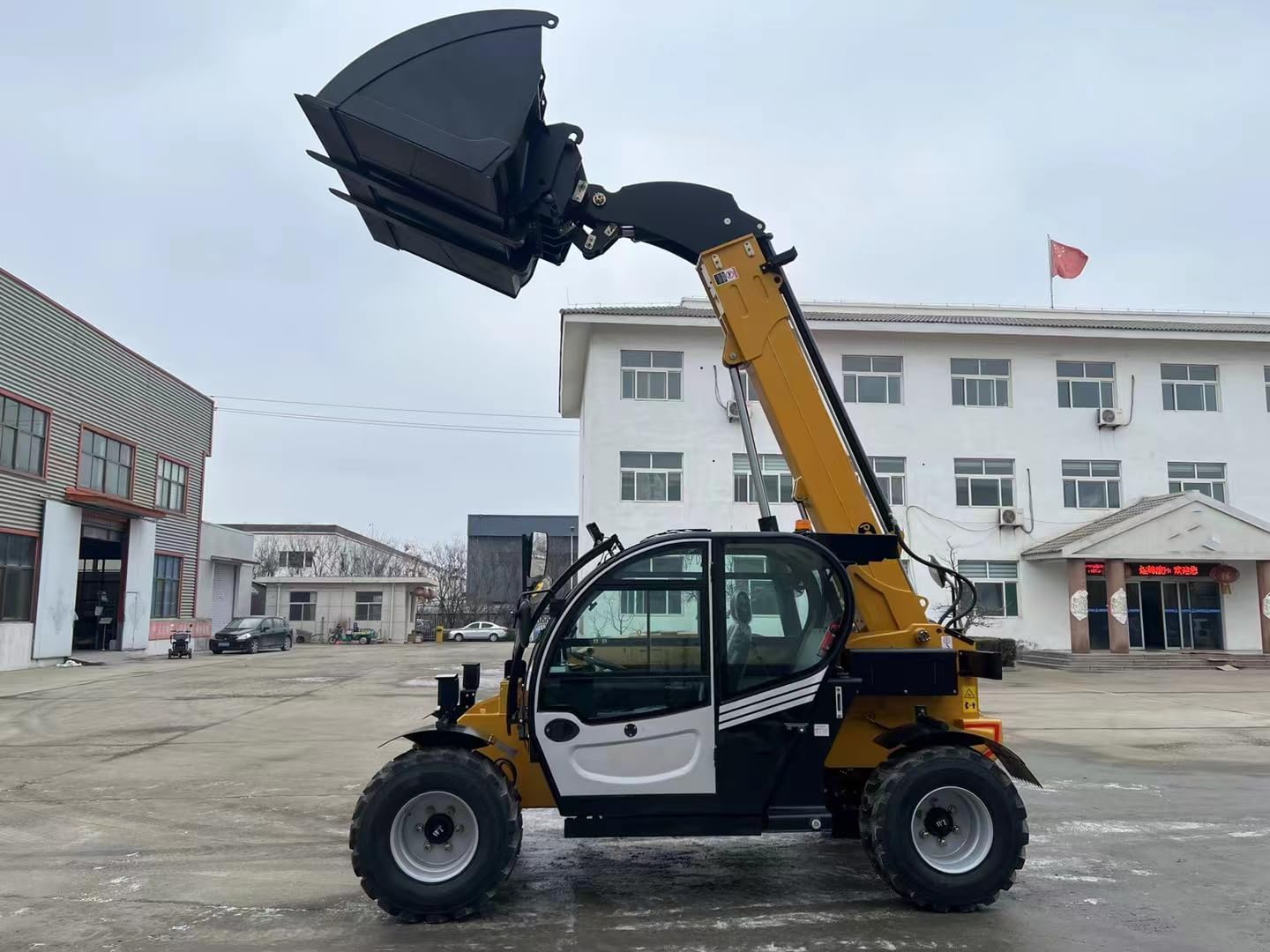 Buy Telehandler Telescopic Lift Truck: Expert Guide & Our Experience 3 Step-by-step guide for buy telehandler telescopic lift truck,should I buy a telehandler,telehandler vs boom lift,telehandler pros and cons,telehandler worth buying,best telescopic handler - complete tutorial