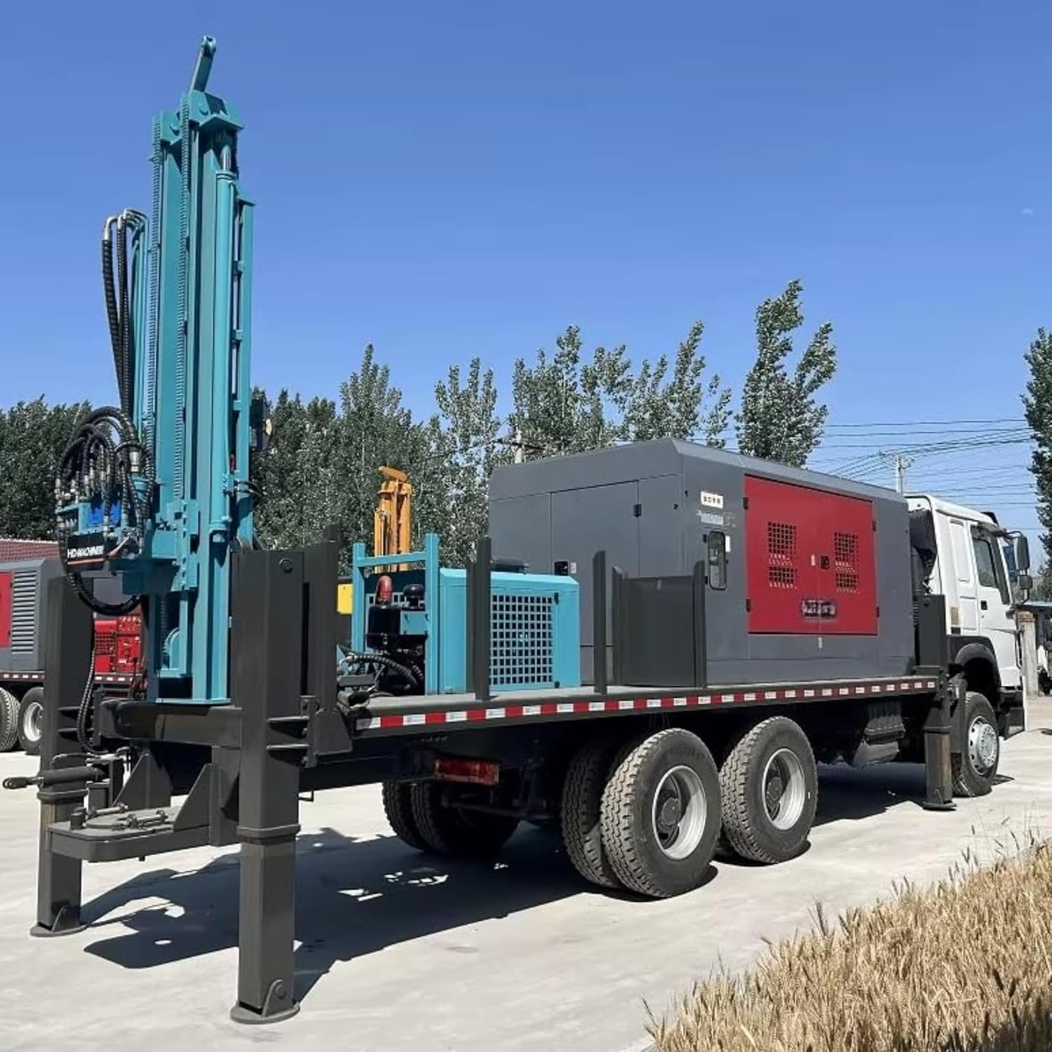 buy truck mounted drilling rig,truck mounted drilling rig worth it,best deep well drilling machine,hydraulic core drill pros cons,should I buy a tracked drilling rig,truck mounted vs trailer mounted drill - detailed features and technical specifications
